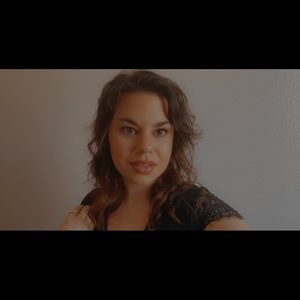 Meet your Posher, Jennyfer